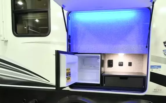 5th wheel camper with quad bunks with Outside Kitchen 