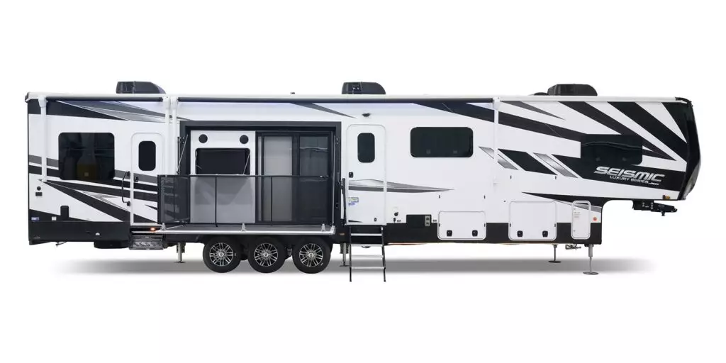 best 2024 5th wheel toy hauler jayco review