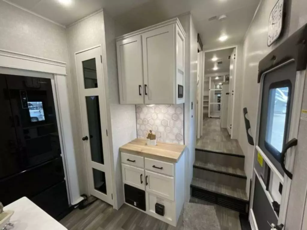 pantry 2024 jayco eagle 360dbok fifth wheel review